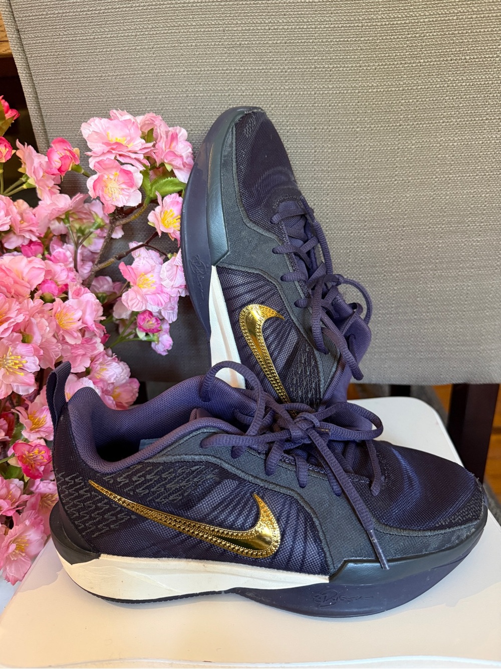 Nike Women's Navy Athletic Sneakers with Gold Swoosh